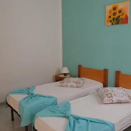 Lavinio House Appartamento *